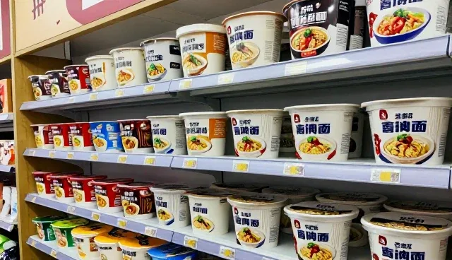 即食面制品在不同场景下的性能表现与应对策略